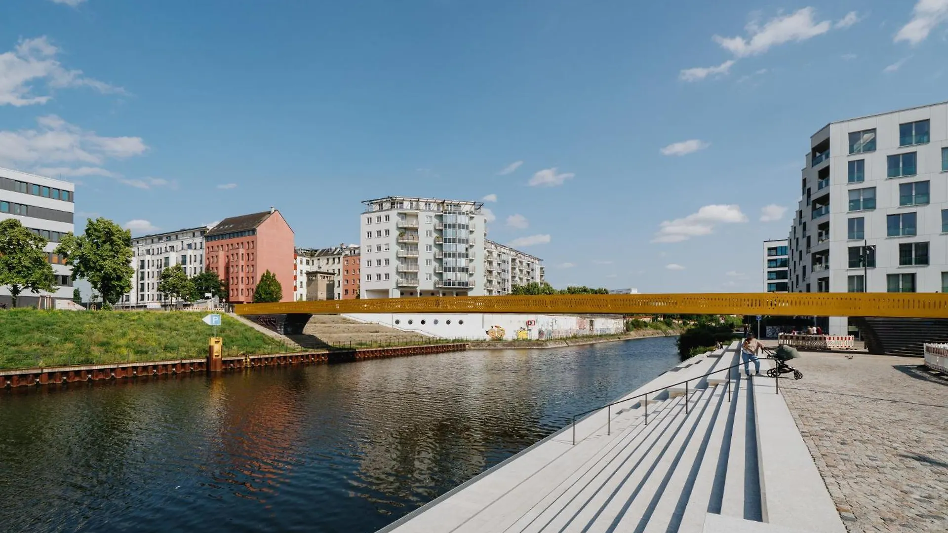 아파트 Homely Berlin - New Build , Near River , Main Station , Family & Business 독일